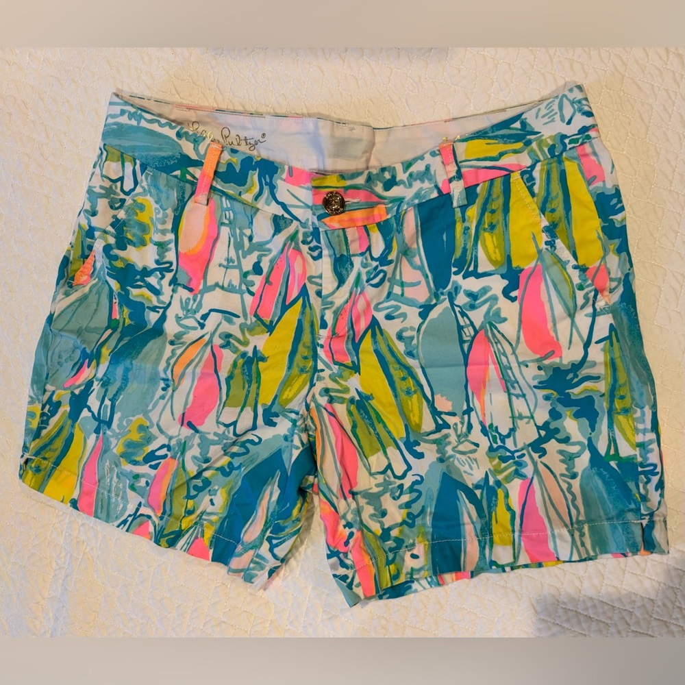 Lilly Pulitzer The Jayne Short excellent used condition.